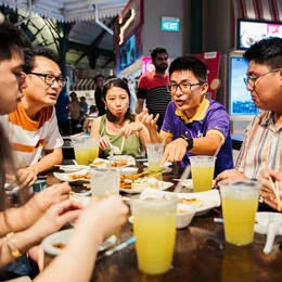 Singapore Street Food and Night Tour (English Guide Only)