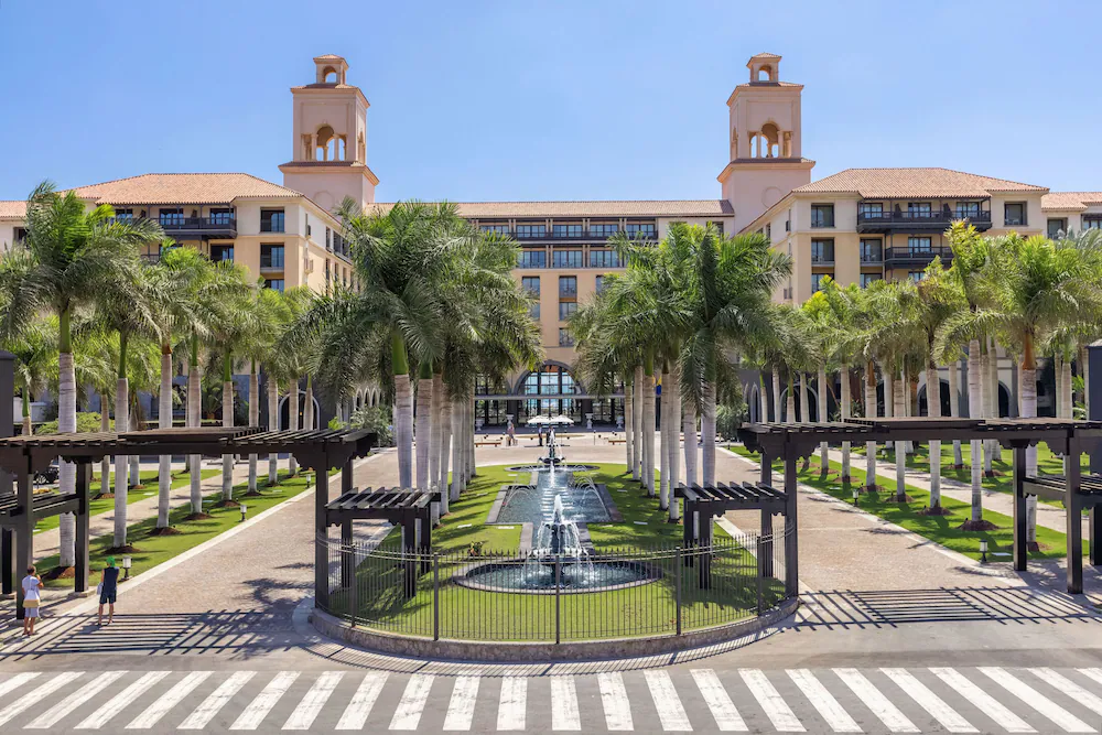 Lopesan Costa Meloneras entrance